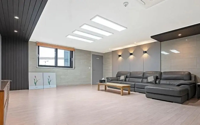 Pohang A1 Hotel Yeongildae Branch