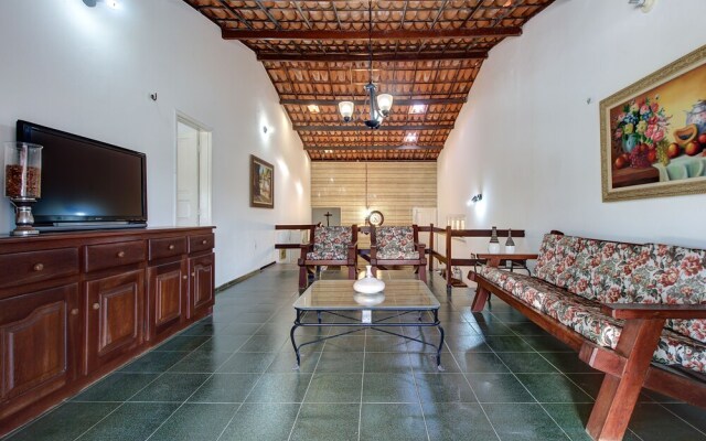 Casa com piscina privativa perto do mar