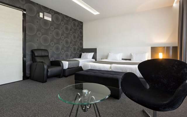 Nova City Hotel Signature Collection