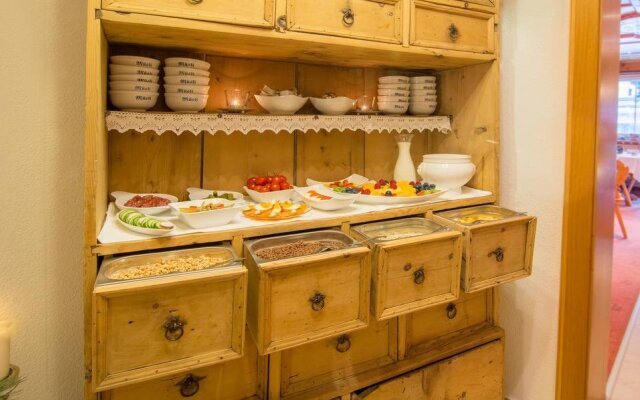 Apart Garni Elfrieda