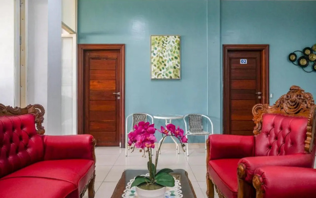 RedDoorz near Hermes Place Polonia Medan