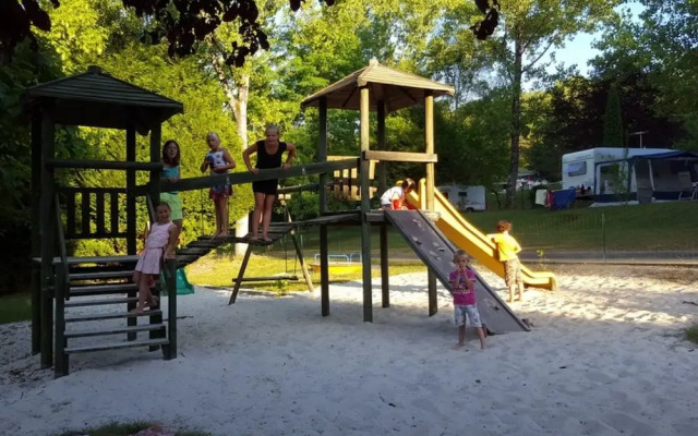 Camping Le Verdoyant - Chalets