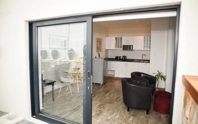 51 on Camps Bay Guest House