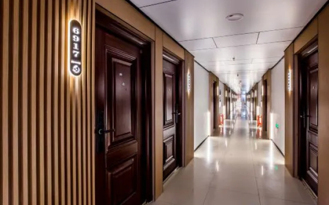 Shengyi Light Luxury Hotel (Chengde South Station Store) – Hotel Rooms – Chengde