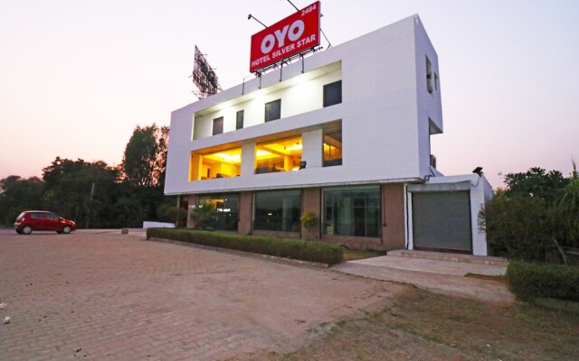 Hotel Silver Star By OYO Rooms