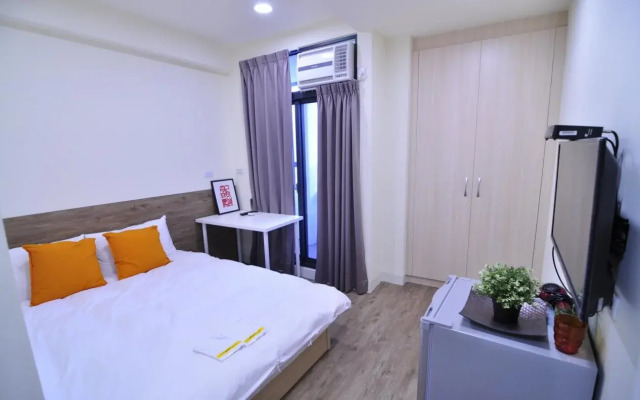 Taichung Fly-inn Hostel