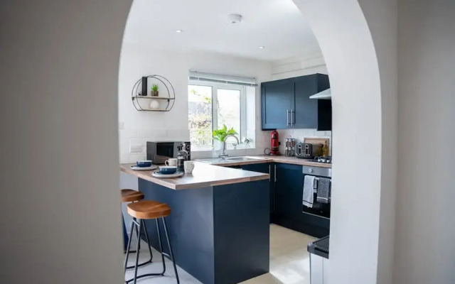 Host Stay Glazier Drive