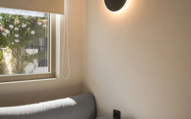 Palm Tree Beach Suites