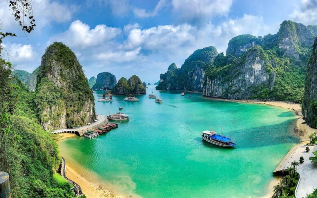 1925 Ha Long Hotel