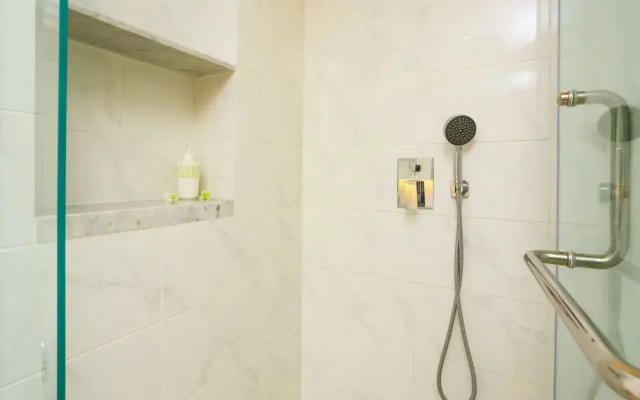 The Aristo Beach Studio by Holy Cow