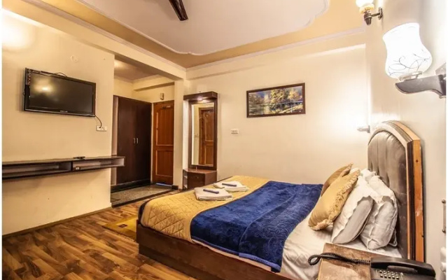 Divine Paradise Manali