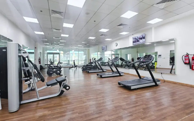 Cozy Studio Near Miracle Garden With Balcony