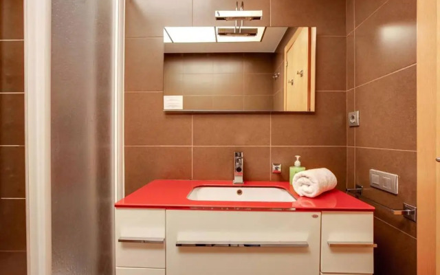 Ronda Sant Pere Private City Center 3Bedroom Suite B