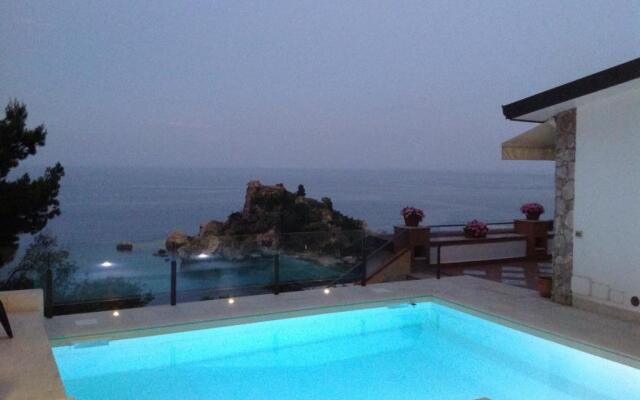 202 Luxury pool Isola Bella