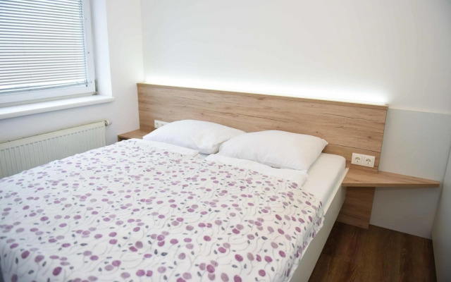 Schönbrunn Design by ichbucheAT