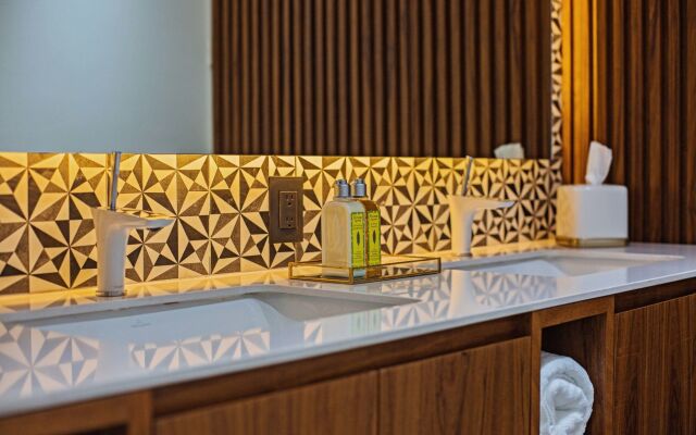 IT Boutique Hotel & Restaurant