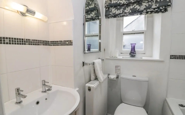 5 Ivy Terrace