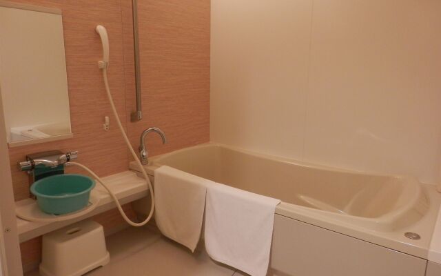 Hiroshima Peace Hotel - Hostel
