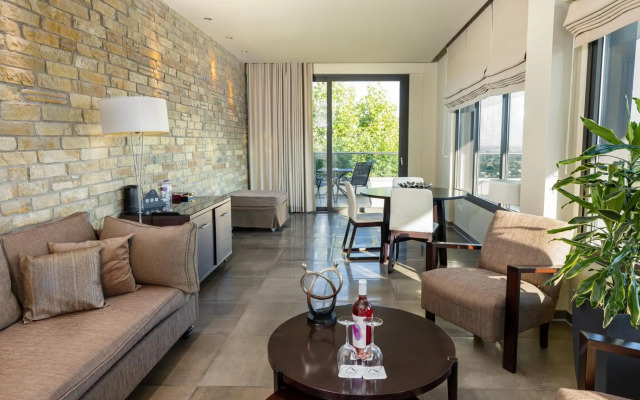 Ananti City Resort