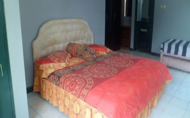 Villa Kota Bunga Tulip