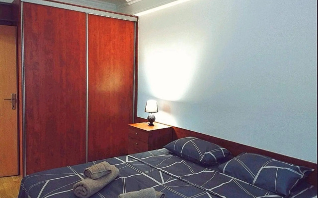 Splendid Two Bedroom Apartment Anastas Mitrev 25