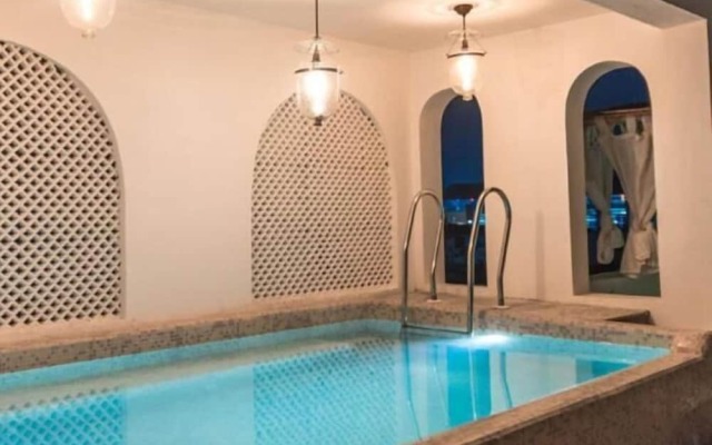 Villa 243