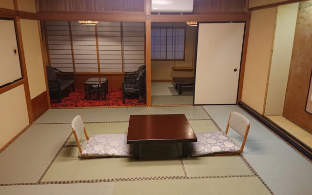 Yuzankaku