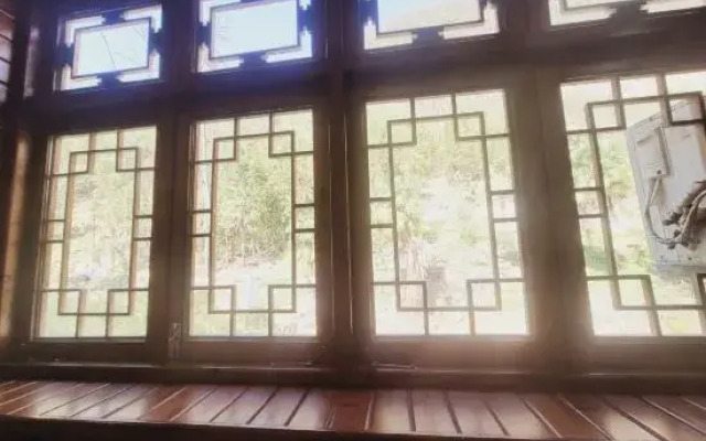 Qingfeng Xiaozhu Homestay (Zhangjiajie Wulingyuan Mark Store)