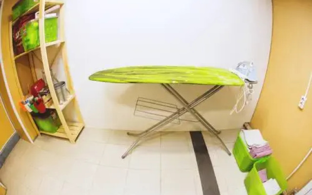 Mini-Hotel At Grandfather Lenin's