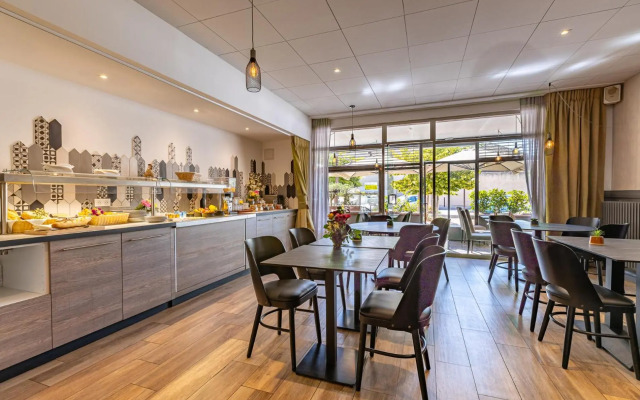 Hotel Restaurant Le Cours