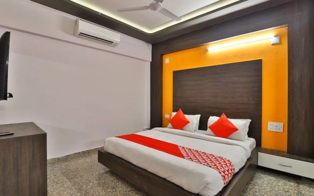 Hotel Ab Apple By OYO Rooms