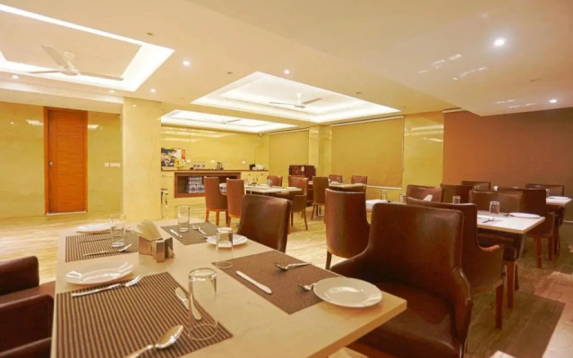 Star Seventeen by OYO Rooms