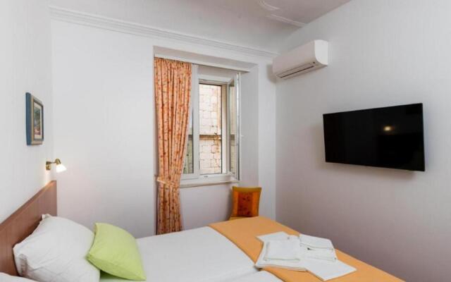 Anima Mea Old Town Apartment