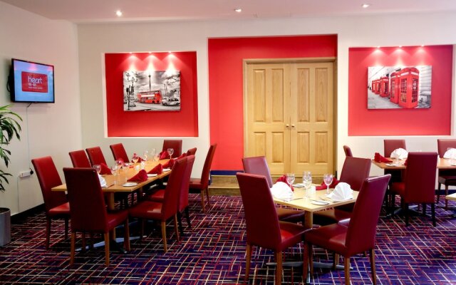 Ramada London North M1