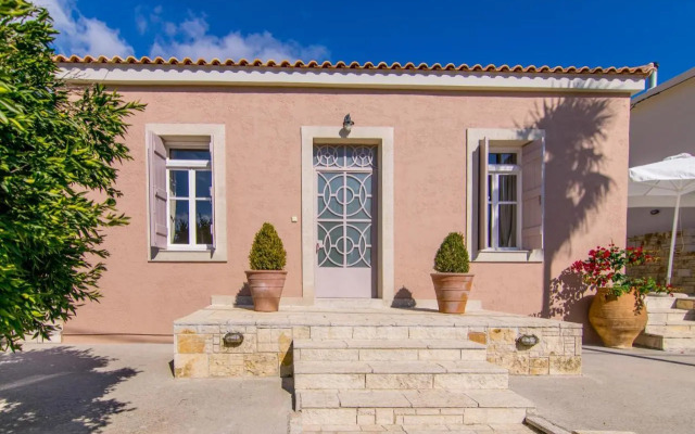 Rena's House
