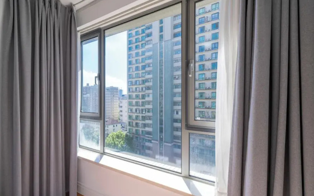 Tyms 1BR 1BA Apt Xujiahui Metro