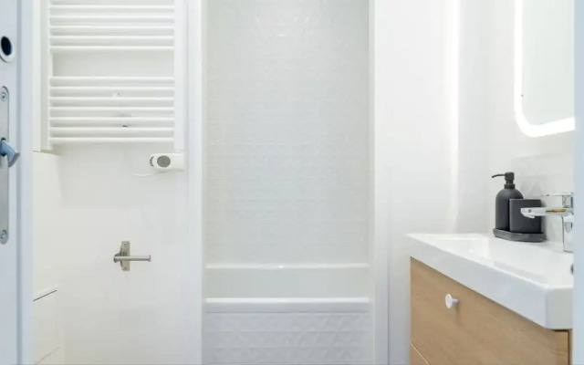 Lavie Maison the Spacious