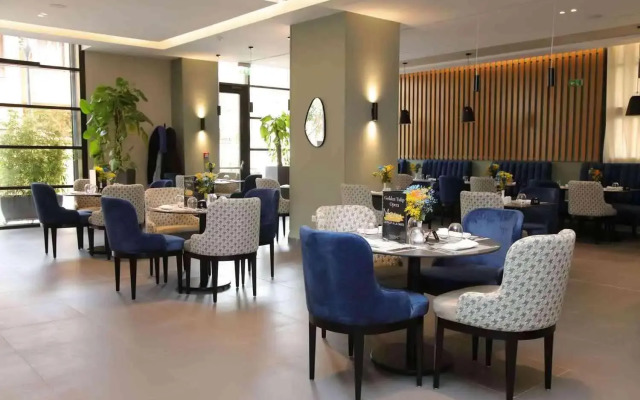 Golden Tulip Opera Alger