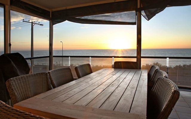 Seaview Sunset Holiday Apartments