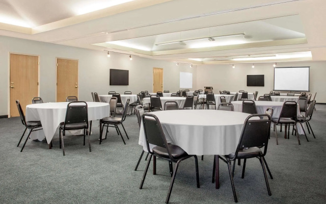 Kent/Sea-Tac Airport hotel