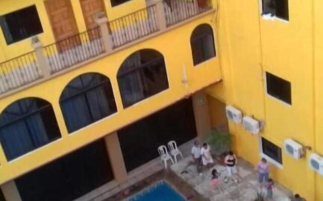 Hotel Arcos del Parque