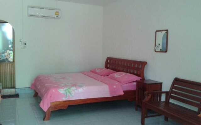 Khemthong Resort 2