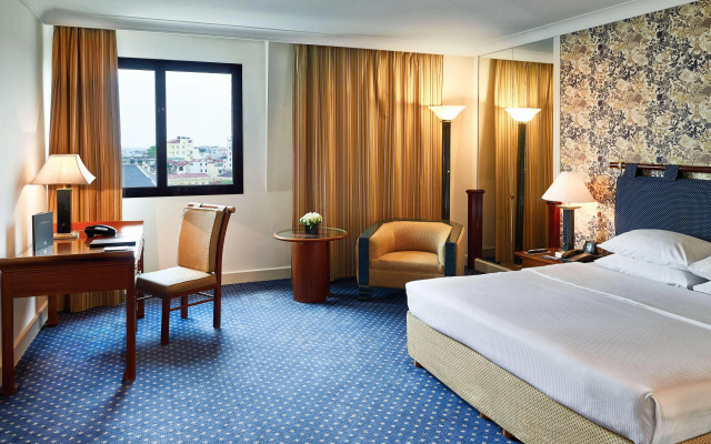 Hilton Hanoi Opera – Guest Rooms – Hanoi