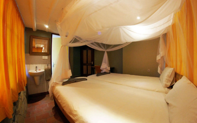 Yellow Haven Lodge