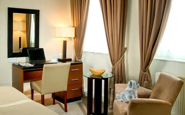 Parliament House Hotel