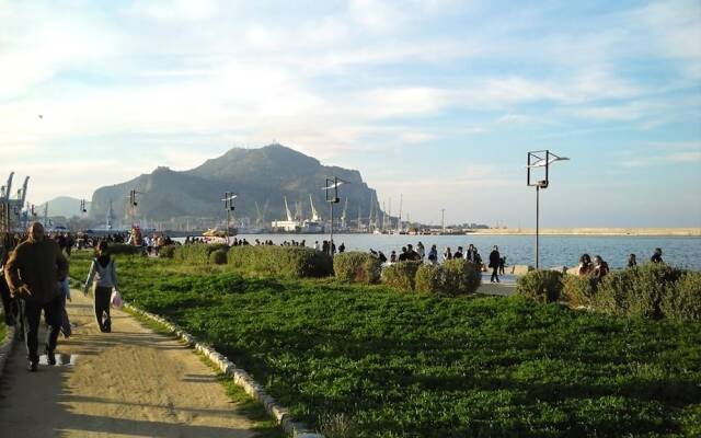 Alla Kalsa Verde Terrazza Wi Fi Free