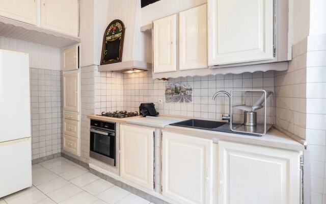 Apartment for 4 People in Marseille