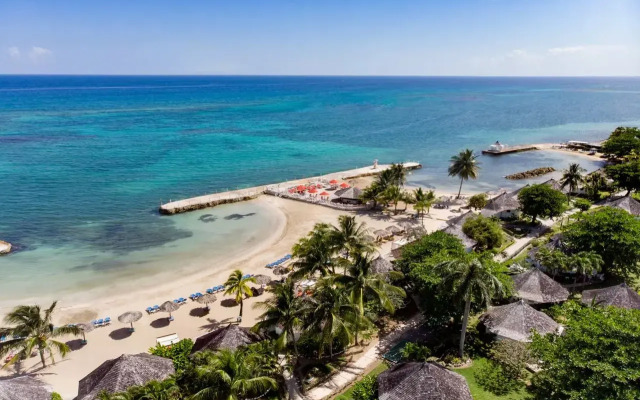 Decameron Club Caribbean Runaway Bay, Ramada All-Inclusive Resort