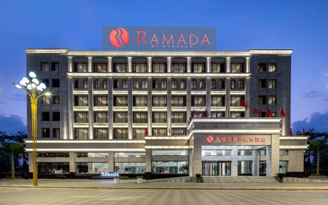 Ramada By Wyndham Mengzi Suites