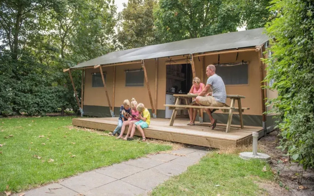 Nice Safari Tent With Kitchen, 12 km. From Eindhoven